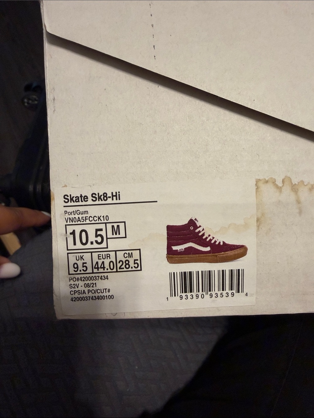 Vans Men’s Sk8-Hi High Top Sneakers in Port with Gum Sole